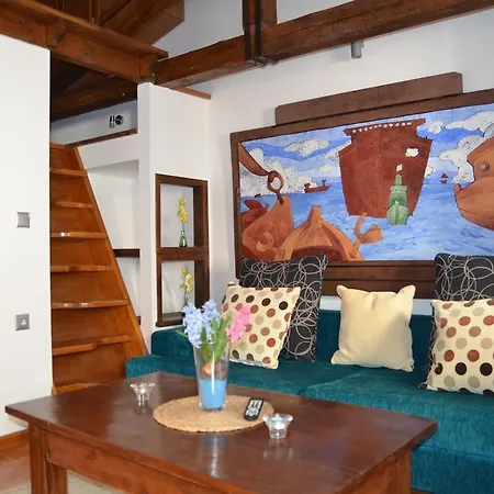 Yannis Loft Apartment *